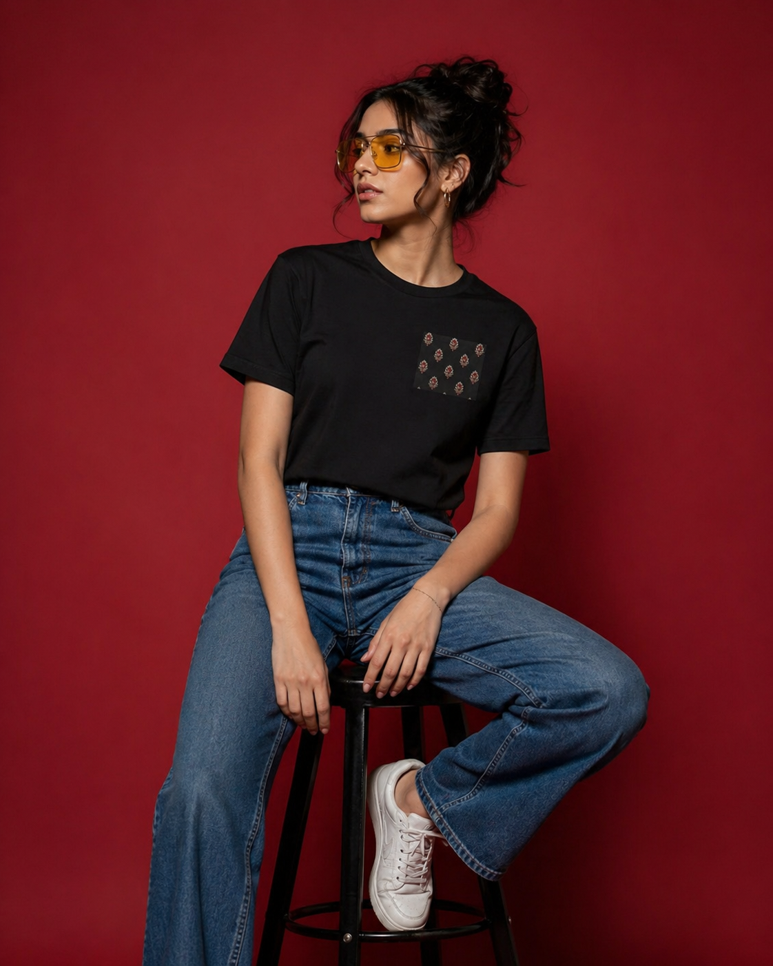 SANTI Heritage Bagh Buta Pocket Tee – Minimal Indian Block Print Streetwear T-Shirt
